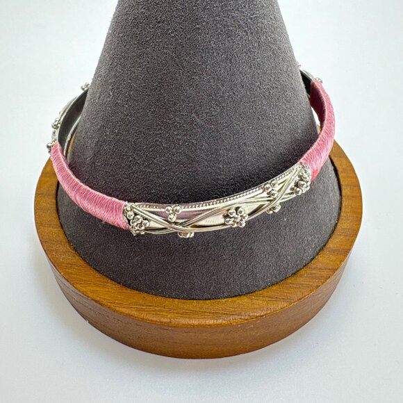 Silver Tone Scroll Design Bangle Bracelet Pink Cord Wrap Size 7.5" Fit - Picture 3 of 9